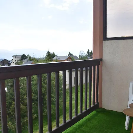 Agreable Mezzanine 3 Couchages A Font-romeu Avec Parking - Fr-1-580-93 Apartment